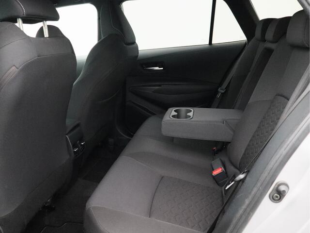 Toyota COROLLA Touring Sports 1.8 Hybrid Business Plus/ lage km/ trekhaak!