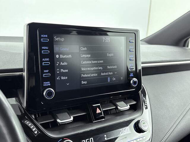 Toyota COROLLA 1.8 Hybrid Style | Stoelverwarming | Parkeercamera | Apple Carplay / Android Auto | Parkeersensoren Achter |