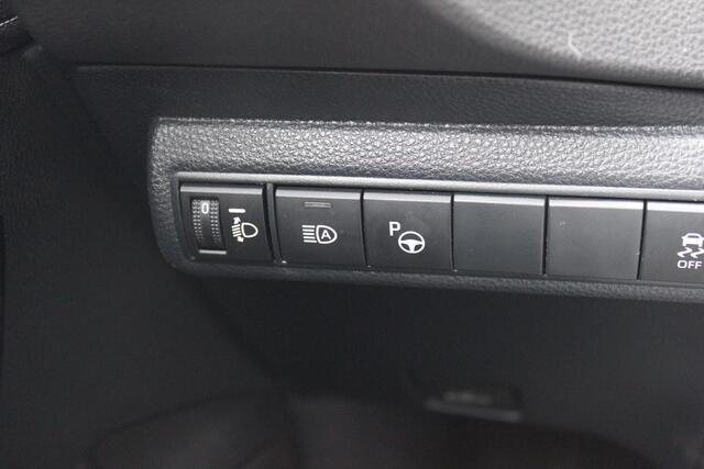 Toyota COROLLA 1.8 Hybrid Executive / Camera / Head-up / CarPlay / 18'' / Keyless / Stoelverwarming / DAB / ACC