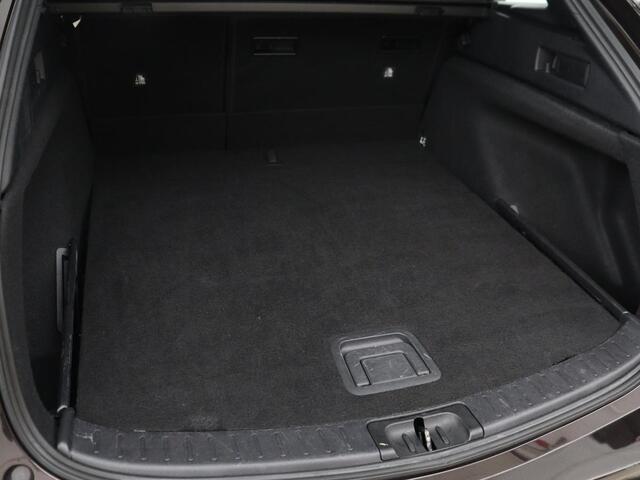 Toyota COROLLA 1.8 Hybrid Active | 1e eigenaar | Carplay | Adaptive cruise | Navigatie | Camera | Full LED | Climate control | Bluetooth