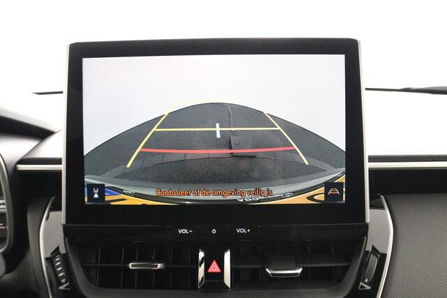 Toyota COROLLA Cross Hybrid 140 Style | Apple Carplay/Android Auto | parkeer sensoren | Blind Spot Monitor |
