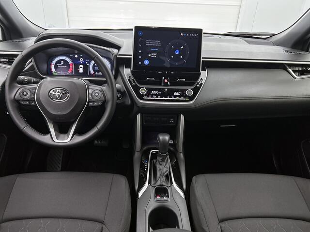 Toyota COROLLA Cross Hybrid 140 Style