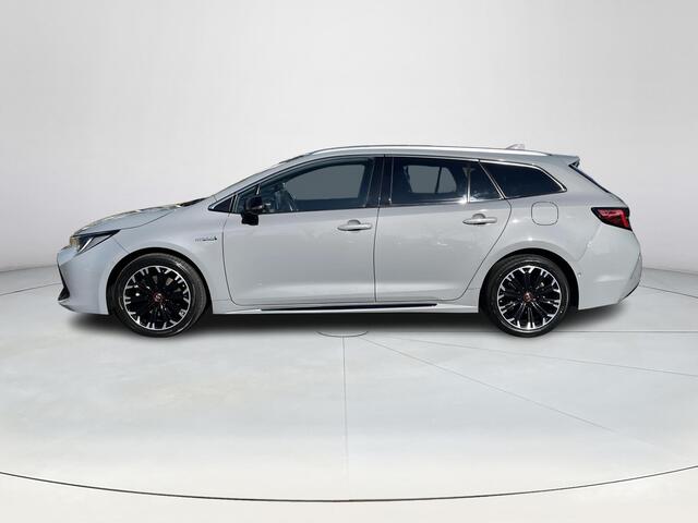 Toyota COROLLA Touring Sports 2.0 Hybrid GR-Sport | Carplay | Stoelverwarming | Sportstoelen | Inparkeerhulp |