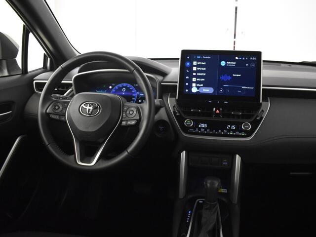 Toyota COROLLA Cross Hybrid 140 Team D | Elektrische achterkl. | Adapt. cruise |