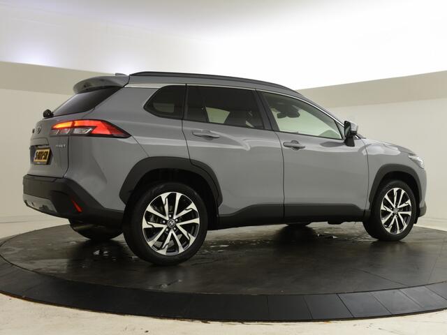 Toyota COROLLA Cross 2.0 HP Hybrid First Edition | Blind spot | Elektr. achterklep |