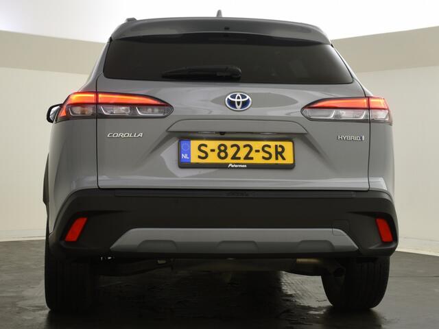 Toyota COROLLA Cross 2.0 HP Hybrid First Edition | Blind spot | Elektr. achterklep |