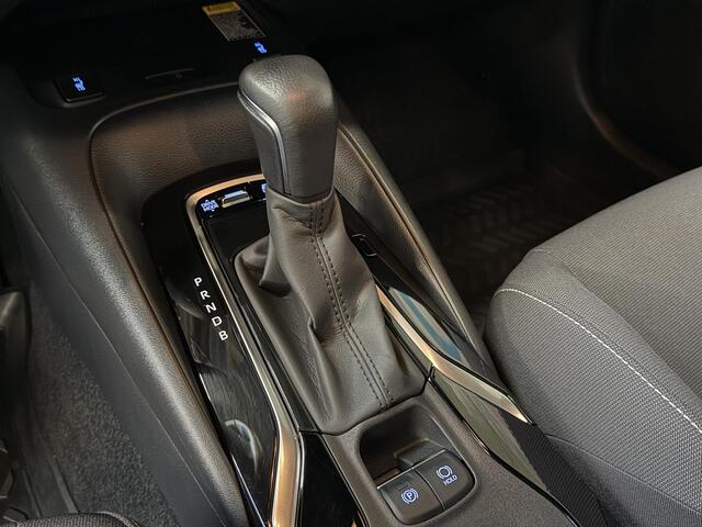 Toyota COROLLA 1.8 Hybrid TeamD | CAMERA | STOEL/STUUR VERWARMING