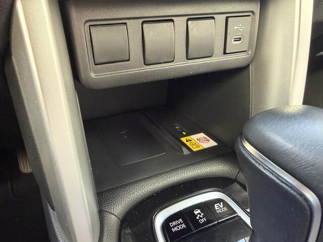 Toyota COROLLA Cross Hybrid 140 Dynamic | GEEN AFLEVERKOSTEN | Elektrische achterklep, Apple/Android, Draadloze telefoonlader