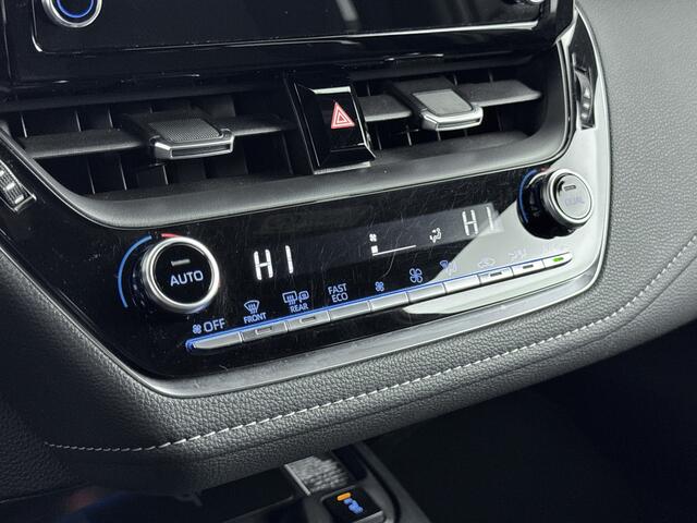 Toyota COROLLA Touring Sports 1.8 Hybrid Dynamic Carplay | Navigatie | Achteruitrijcamera | Automatisch Groot Licht | Elektrisch Inklapbare Spiegels | Lichtmetalen Velgen 17'' |