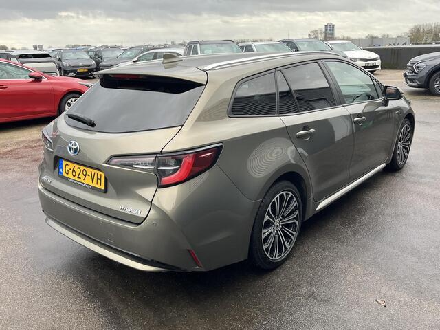 Toyota COROLLA Touring Sports 1.8 Hybrid Dynamic Automaat Zeer mooie toyota Corolla TS Nederlandse auto incl: ApplCarplay/Androidauto, Adaptieve Cruise Control, Climate control, LM velgen, Stoelverwarming.