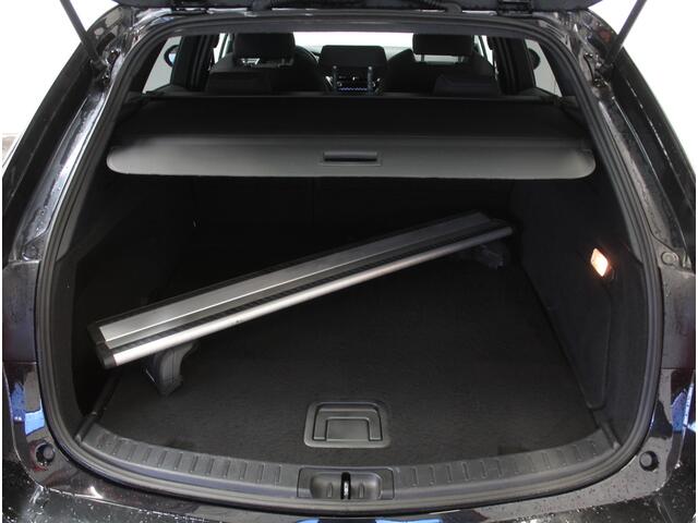 Toyota COROLLA Touring Sports 2.0 Hybrid Business Plus ADAPCRUISE | CARPLAY | CAMERA | LED | DAB | CLIMATE | LMV17 | AFNTRHAAK | STOELVERW