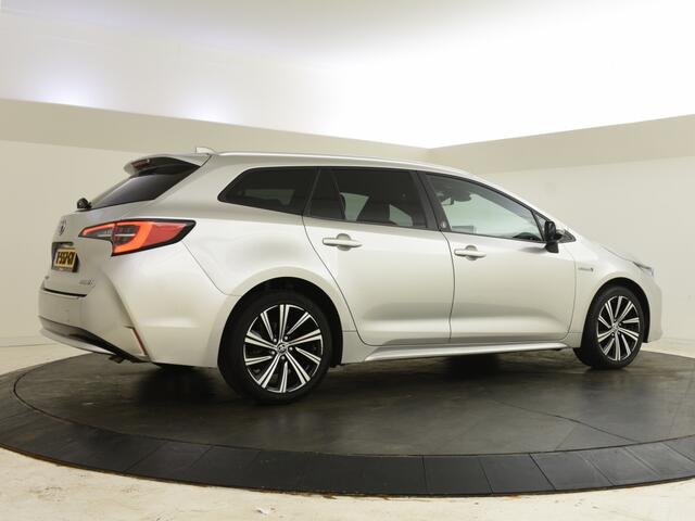 Toyota COROLLA Touring Sports 1.8 Hybrid Team D | PDC | stoelverwarming |