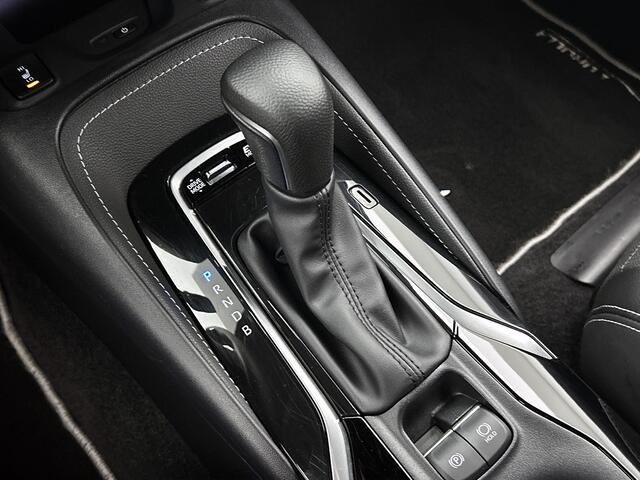 Toyota COROLLA Touring Sports Hybrid 140 Dynamic | Special deal | | NL dealeronderhouden | BTW auto |