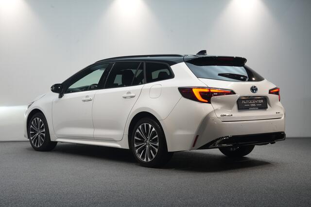Toyota COROLLA Touring Sports Hybrid 200 | 196 PK | ? NAVI ? ADAP.CRUISE ? CAMERA ? CARPLAY ? STUUR & STOEL VERWARMING