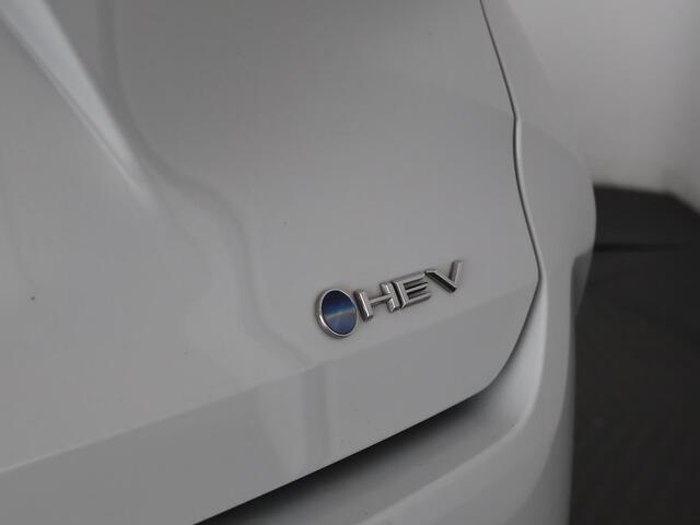 Toyota COROLLA Touring Sports Hybrid 140 Active Bi-Tone | Stuur-& Stoelverwarming | Apple Carplay&AndroidAUTO | Adapt.Cruise control