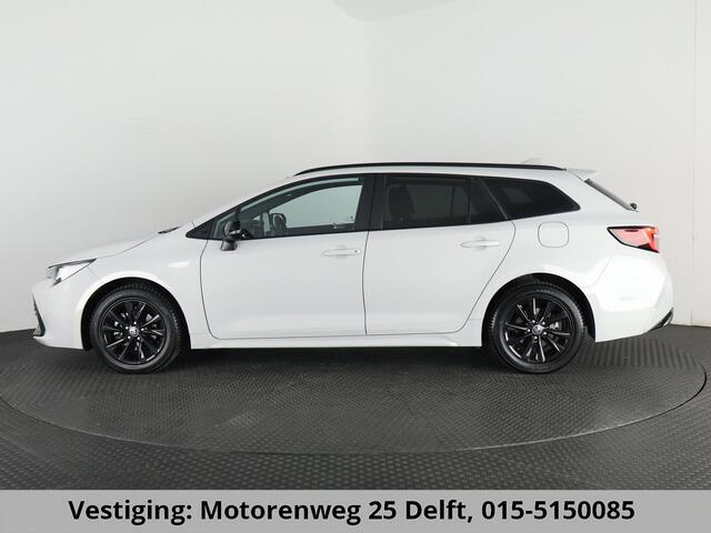 Toyota COROLLA Touring Sports Hybrid 140 Business Bi-Tone PAS 25.228 KM!!!! STOEL -EN STUURVERWARMING . CAMERA . APPLE CARPLAY & ANDROID AUTO