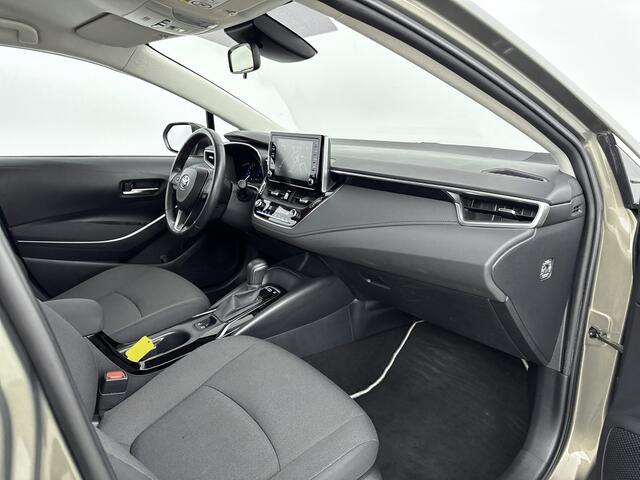 Toyota COROLLA 1.8 Hybrid Active Navi | 16'' Lichtmetalen velgen | Metaalkleur | Parkeercamera | NL-Auto |