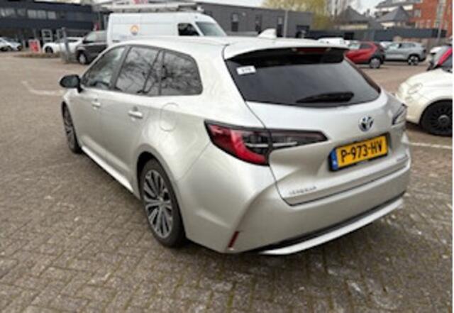 Toyota COROLLA Touring Sports 1.8 Hybrid Dynamic Plus | stuur/stoelverwarming | Apple Carplay/Android auto | Navigatie
