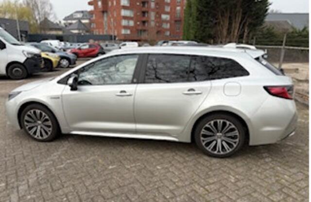 Toyota COROLLA Touring Sports 1.8 Hybrid Dynamic Plus | stuur/stoelverwarming | Apple Carplay/Android auto | Navigatie