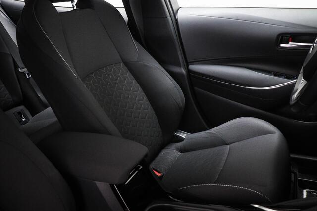 Toyota COROLLA 1.8 Hybrid Active | NAVIGATIE | DAB | APPLE | DRAADLOZE LADER | CAMERA