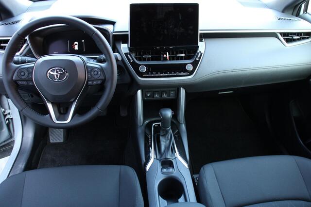 Toyota COROLLA Cross 2.0 High Power Hybrid, PDC, CAMERA, WINTERPAKKET