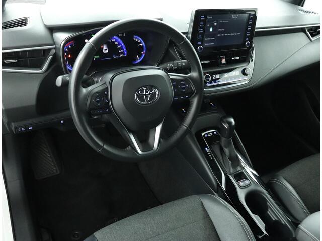 Toyota COROLLA Touring Sports 1.8 Hybrid TeamNL | Stoelverwarming | Draadloos Telefoonlader | Climate Control | Adaptieve Cruise Control |