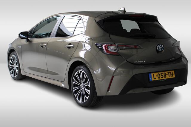 Toyota COROLLA 1.8 Hybrid Dynamic Navigatie | Parkeercamera | Stoelverwarming | Cruise Control
