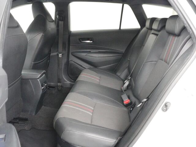 Toyota COROLLA 2.0 Hybrid GR-Sport | Stoelverwarming | Adaptive cruise | Sportstoelen | Carplay | Camera | Park Assist | DAB | Keyless | Full LED | Half leder | Climate control