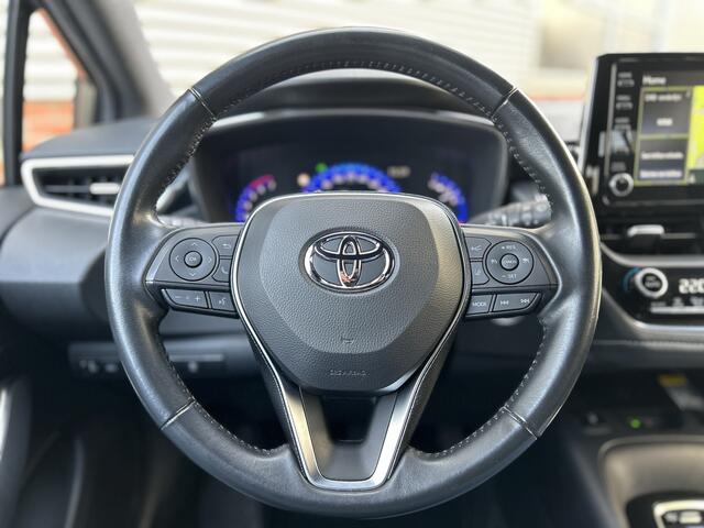 Toyota COROLLA Touring Sports 1.8 Hybrid Business Plus | 1e Eigenaar | Keyless entry | Trekhaak | Stoelverwarming | Lane assist | Camera