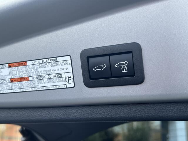 Toyota COROLLA Cross Hybrid 140 Style