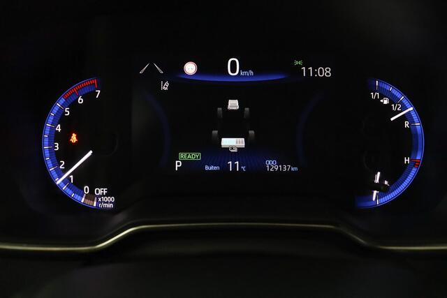 Toyota COROLLA Touring Sports 1.8 Hybrid First Edition | Trekhaak | Navigatie | Apple carplay & Android auto | All season banden