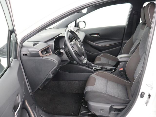 Toyota COROLLA 2.0 Hybrid Trek | Stoelverwarming | Adaptive cruise | Navigatie | Camera | Carplay | Keyless | Full LED | DAB | Climate control | Bluetooth