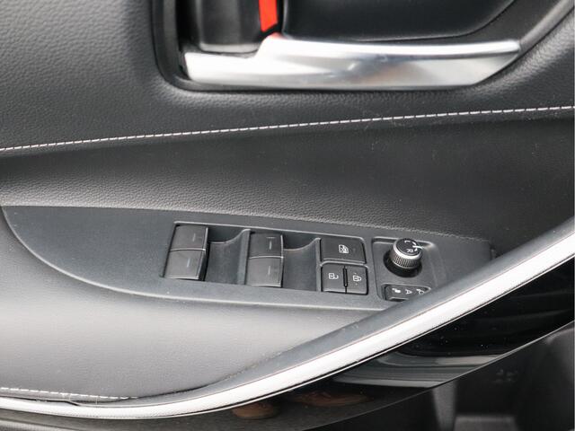 Toyota COROLLA Touring Sports 1.8 Hybrid Business Plus/ trekhaak/ zeer mooi!