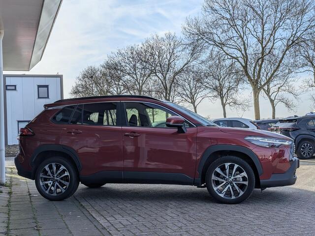 Toyota COROLLA Cross Hybrid 140 Style | Stoel- stuurverwarming | Dodehoek | Elek. achterklep | ACC | PDC V+A | Qi-lader