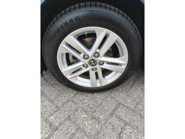 Toyota COROLLA Touring Sports 1.8 Hybrid Active