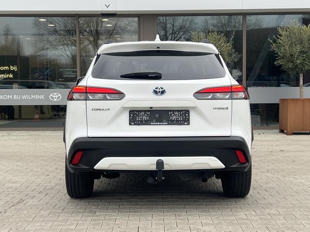 Toyota COROLLA Cross Hybrid 140 Style | Trekhaak