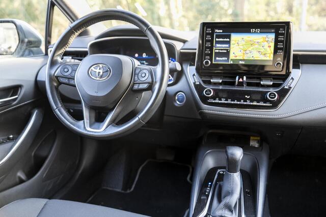 Toyota COROLLA 1.8 Hybrid Business Plus | Navigatie | Camera | Clima