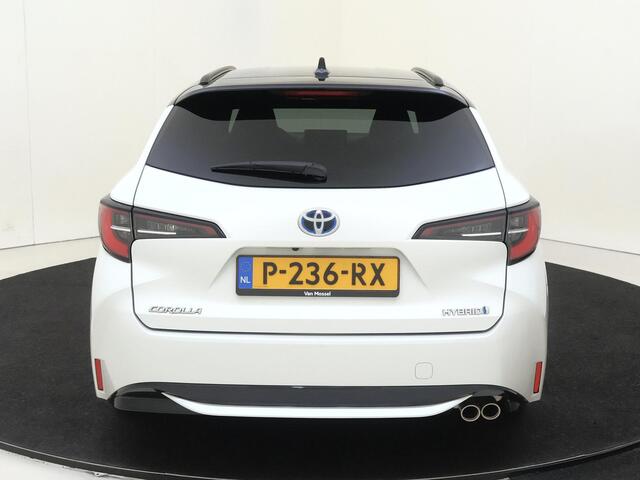 Toyota COROLLA Touring Sports 2.0 Hybrid Executive | achteropkomend verkeer waarschuwing | airco automatisch | Apple Carplay/Android Auto | Autonomous Emergency Braking | cruise control adaptief | full-LED koplampen | lederen/stof bekleding | lichtmetalen velgen 17" | n