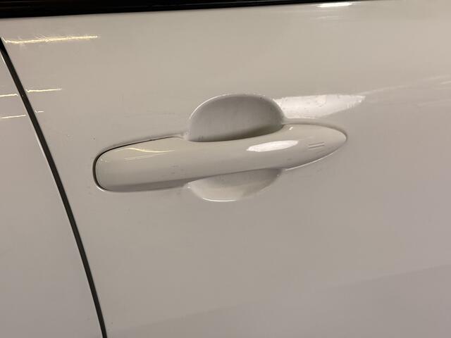 Toyota COROLLA Cross Hybrid 140 Style | BSM | Elektrische achterklep |