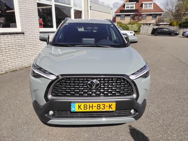 Toyota COROLLA Cross Hybrid 140 Style elektrische achterklep