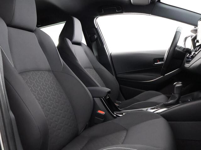Toyota COROLLA Touring Sports 1.8 Hybrid Dynamic Plus | Stuur-/Stoelverwarming | Apple Carplay & AndroidAUTO | Navigatie