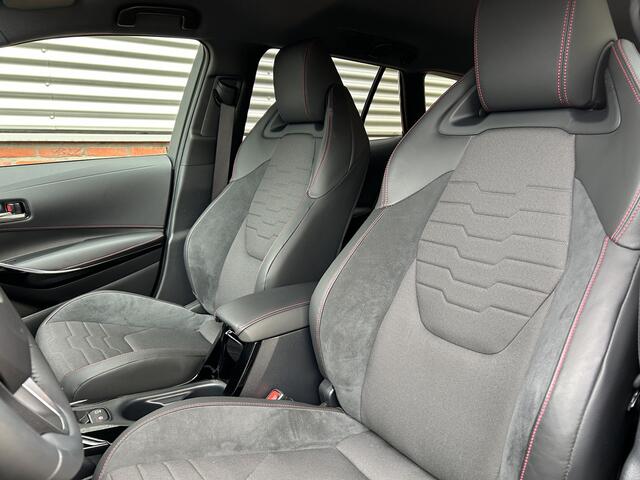 Toyota COROLLA Touring Sports 2.0 Hybrid Executive | Dealer onderhouden | Automaat | JBL | Stoelverwarming |