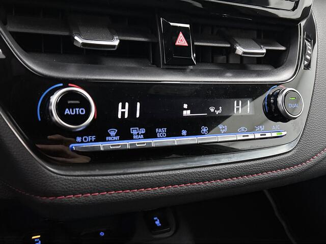 Toyota COROLLA Touring Sports 2.0 Hybrid Executive | ACC | Climate Controle | Sportstoelen half-leder | 18" LMV | Blindspot |