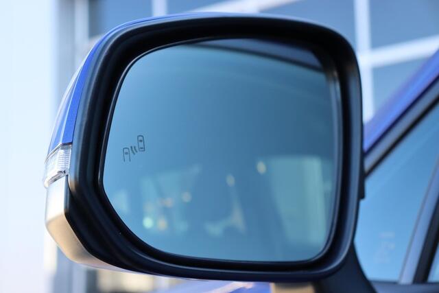 Toyota COROLLA Cross Hybrid 140 Style Limited, Blind Spot Monitor , Stuur- en Stoelverwarming