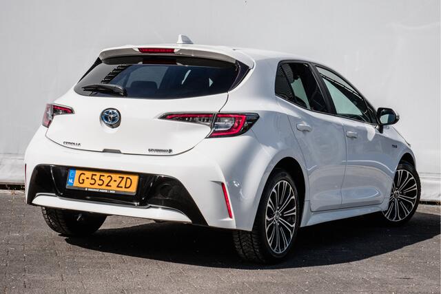 Toyota COROLLA 1.8 Hybrid Aut. Business Plus Stoelverwarming/ Camera/ App navigatie/ DAB+/ Adapt. cruise