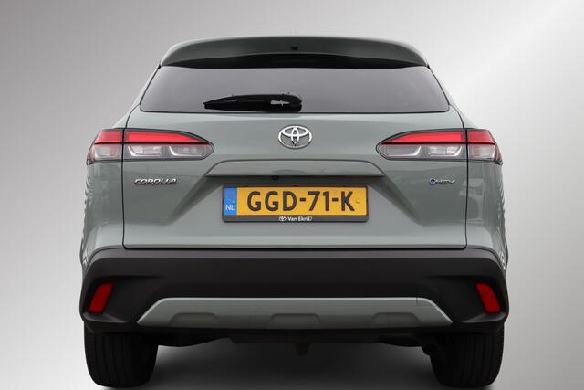 Toyota COROLLA Cross Hybrid 200 Style, Stoelverwarming, Apple Carplay/Android Auto, Blind Spot monitor!