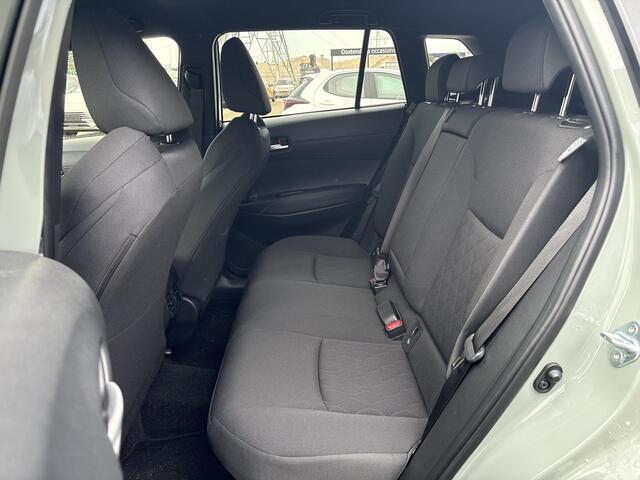 Toyota COROLLA Cross Hybrid 140 Style **DODEHOEK DETECTIE/ PARKEERSENSOREN/ KEYLESS**