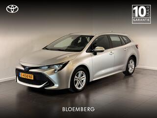 toyota-corolla-touring-sports-1.8-h