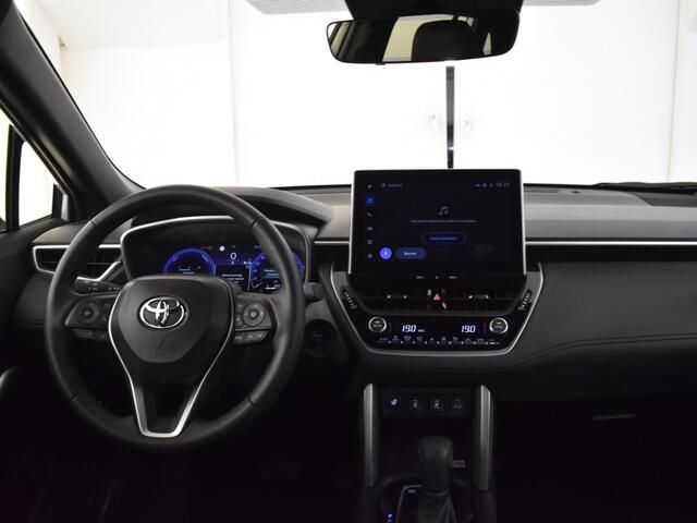 Toyota COROLLA Cross Hybrid 140 Style | Blindspot | Elek. a. klep | Stoel+ stuurverw.