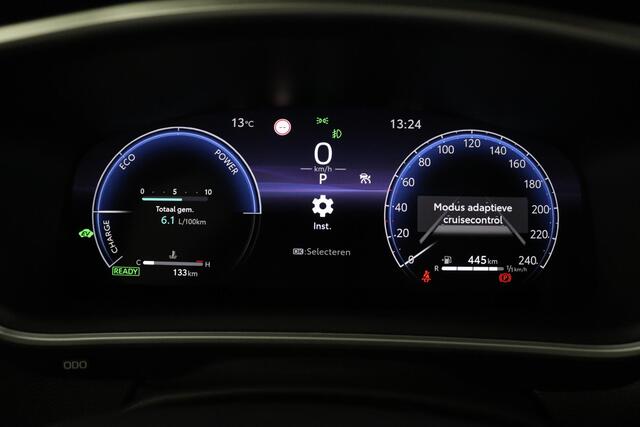 Toyota COROLLA Cross Hybrid 140 Dynamic | Demo | Stoel en stuurverwarming | Parkeersensoren | Electrische achterklep |